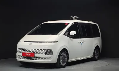 Hyundai Staria · 2025 год