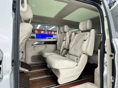 Mercedes-Benz V-Class 2018, 54000 км, за 123800 CNY - фото 10