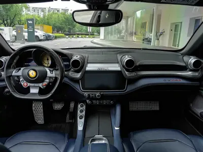 Ferrari GTC4Lusso 2018, 22000 км, за 3680000 CNY - фото 19