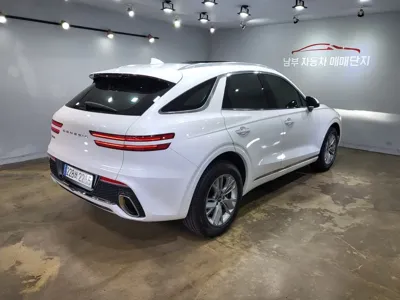 Genesis GV70 2023, 60000 км, за 39800000 KRW