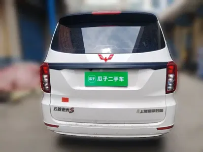 Wuling Hongguang 2022, 110900 км, за 32300 CNY
