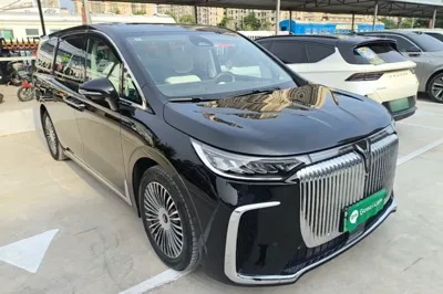 Voyah Dream 2025, 38700 км, за 244338.82 CNY