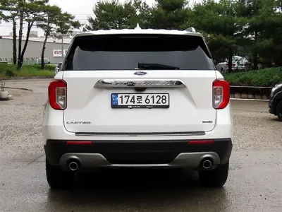Ford Explorer 2022, 26617 км, за 37500000 KRW
