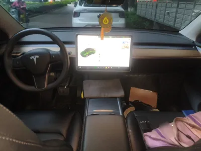 Tesla Model Y 2022, 33100 км, за 168845.3 CNY - фото 6