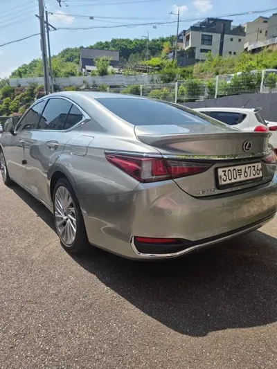 Lexus ES 2019, 130000 км, за 25610000 KRW