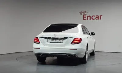 Mercedes-Benz E-Class 2018, 116681 км, за 18400000 KRW