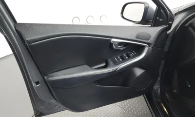 Volvo V40 2018, 106925 км, за 10500000 KRW - фото 24