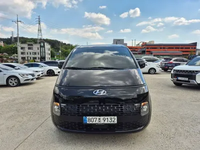 Hyundai Staria 2023, 6624 км, за 26000000 KRW