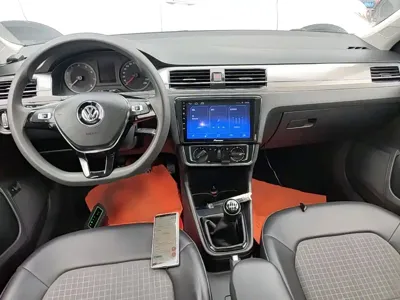 Volkswagen Santana 2017, 139900 км, за 22100 CNY - фото 10