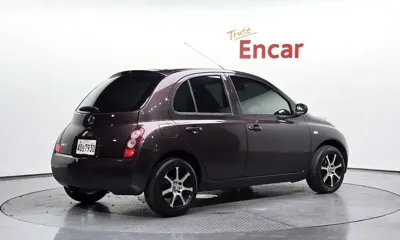 Nissan March 2003, 121633 км, за 9900000 KRW