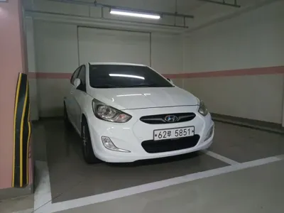 Hyundai Accent · 2011 год