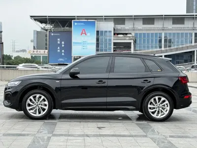 Audi Q5L 2022, 83000 км, за 159800 CNY - фото 8