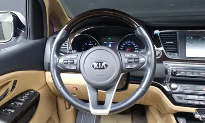 Kia Canival 2019, 147657 км, за 16900000 KRW - фото 10