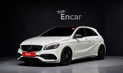 Mercedes-Benz A-Class · 2017 год
