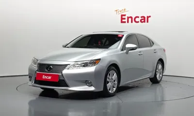 Lexus ES · 2013 год