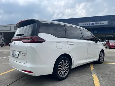 GAC Motor Trumpchi M6 2019, 55000 км, за 53800 CNY