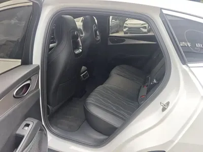 BYD 海豹06 2025, 7000 км, за 93800 CNY - фото 8