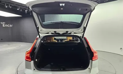 Volvo V60 2021, 40303 км, за 33990000 KRW - фото 20