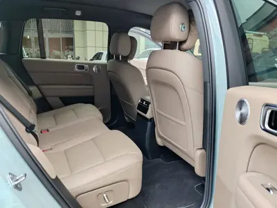Li Auto Li L6 2025, 15000 км, за 208000 CNY - фото 8