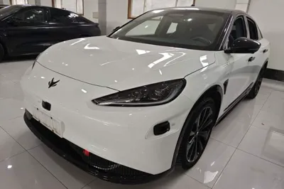 Arcfox Alpha S · 2022 год
