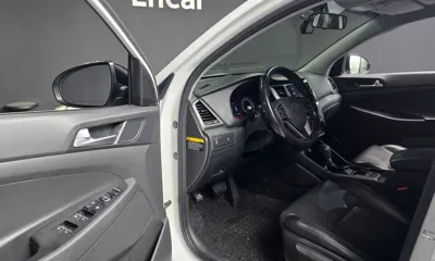 Hyundai Tucson 2016, 108904 км, за 12500000 KRW - фото 10