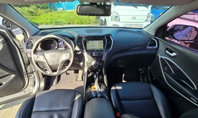 Hyundai Santafe 2015, 144449 км, за 8900000 KRW