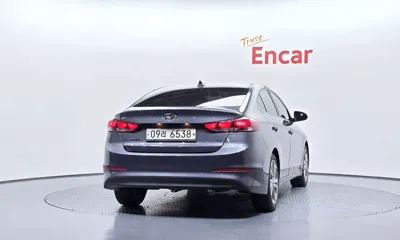 Hyundai Avante 2018, 78197 км, за 12500000 KRW - фото 4