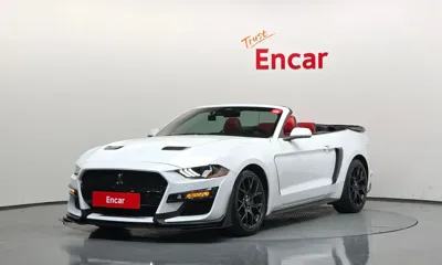 Ford Mustang · 2021 год