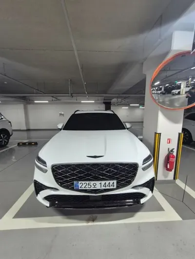 Genesis GV70 · 2025 год