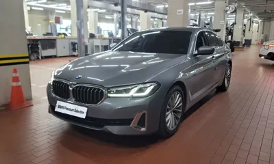 BMW 5-Series · 2023 год