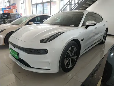 Zeekr 001 · 2022 год