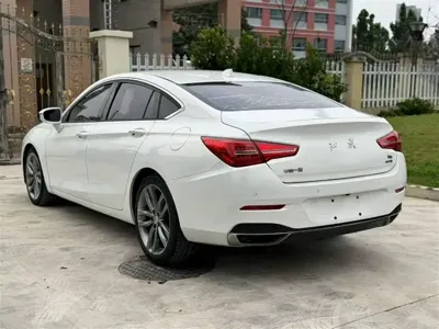 Hongqi Hongqi H5 2018, 70000 км, за 36000 CNY - фото 8