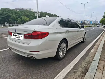 BMW 5 Series 2020, 59600 км, за 179000 CNY