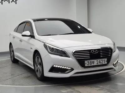 Hyundai Sonata 2015, 129343 км, за 11000000 KRW