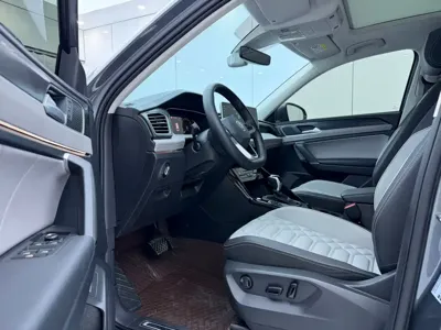Volkswagen Tayron 2023, 32000 км, за 198800 CNY - фото 6