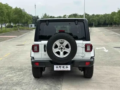 Jeep Wrangler 2019, 78000 км, за 215000 CNY - фото 5