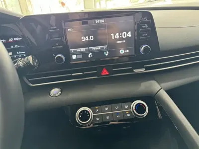 Hyundai Elantra 2023, 30000 км, за 79800 CNY - фото 11