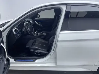 BMW 3 Series 2019, 101000 км, за 82899 CNY - фото 8