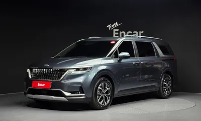 Kia Canival · 2021 год
