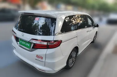 Honda Odyssey 2018, 147500 км, за 115629.62 CNY - фото 6