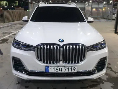 BMW X7 · 2021 год