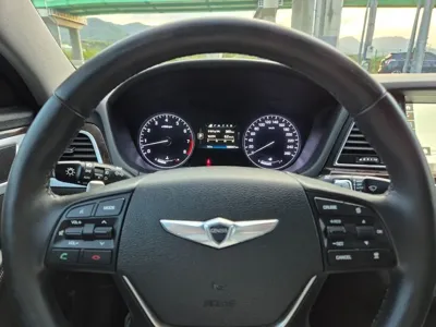 Hyundai Genesis 2016, 168947 км, за 10800000 KRW - фото 11