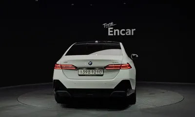 BMW 5-Series 2025, 7022 км, за 85500000 KRW - фото 4