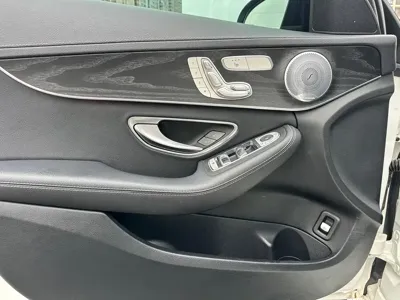 Mercedes-Benz C-Class 2021, 70000 км, за 138800 CNY