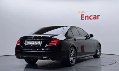 Mercedes-Benz E-Class 2019, 118095 км, за 25990000 KRW - фото 2