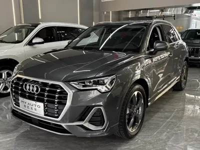 Audi Q3 2022, 22799 км, за 188800 CNY