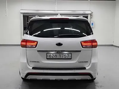 Kia Canival 2017, 158650 км, за 10800000 KRW
