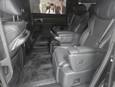 Toyota Alphard 2024, 3788 км, за 113000000 KRW