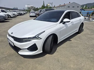 Kia K5 · 2021 год