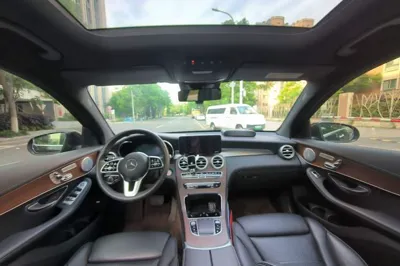 Mercedes-Benz GLC 2021, 93600 км, за 201641.36 CNY - фото 10